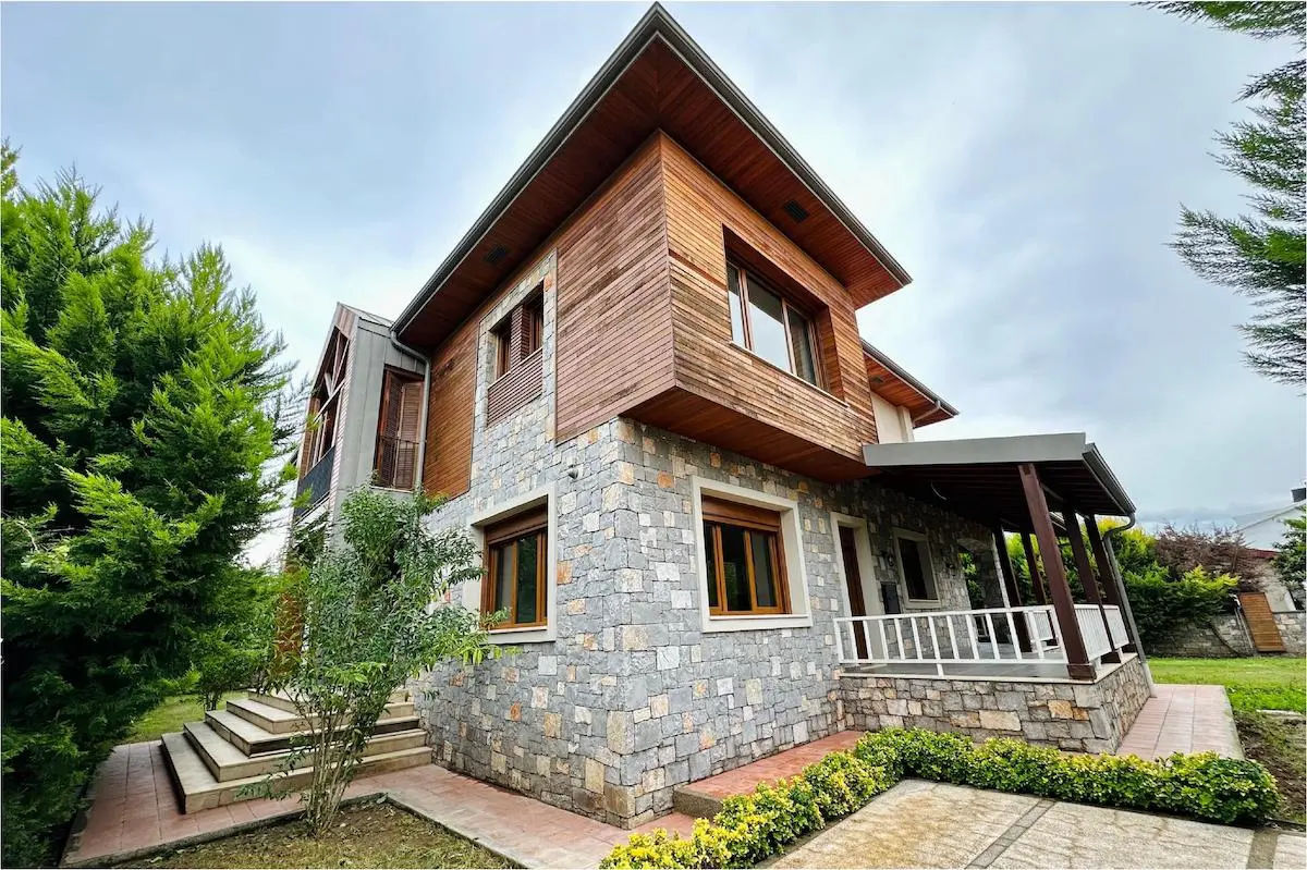 Villa in Babatasi
